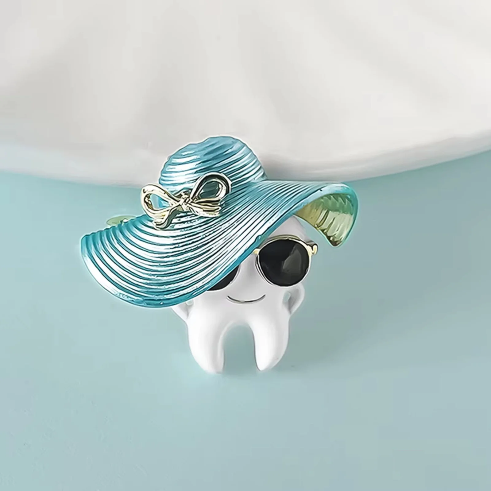 Enamel tooth Wearing Hat Brooch