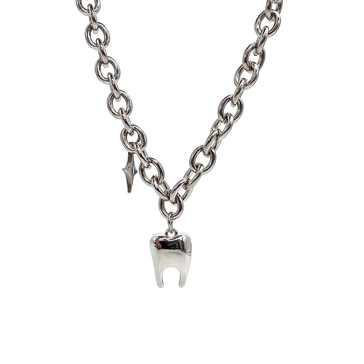 Teeth & Star Shape Necklace