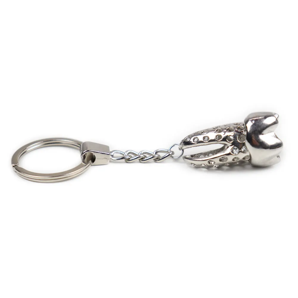 Tooth-Shaped Silver Keychain – Elegant Metal Finish