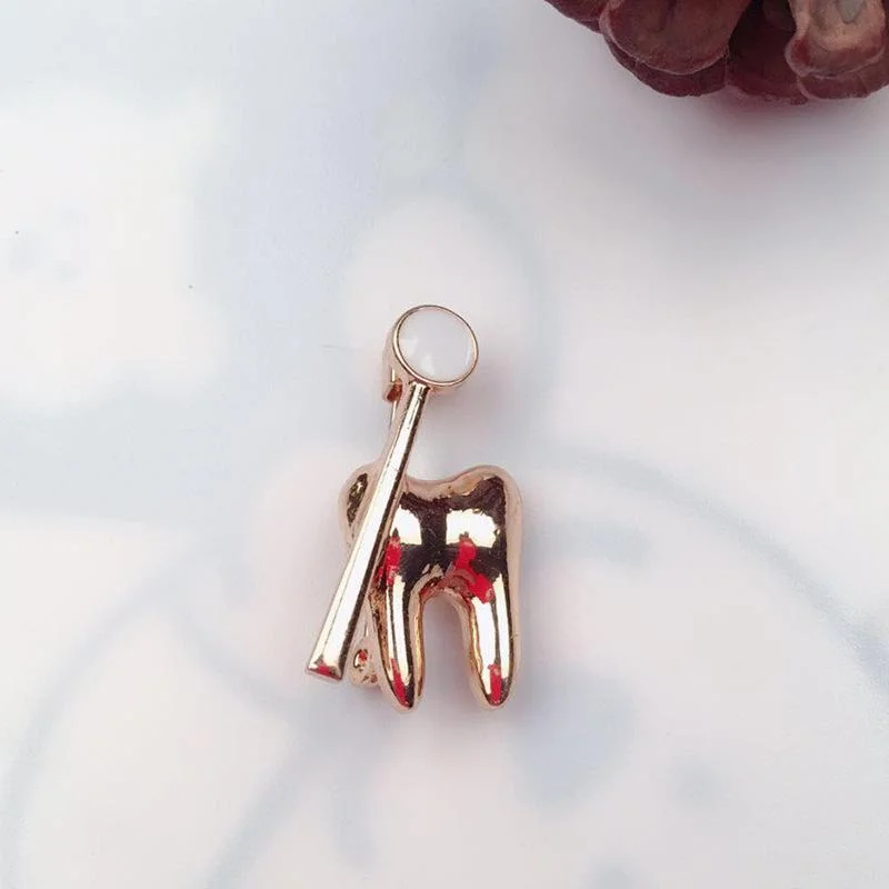 Dental Brooch – Tooth with Mouth Mirror