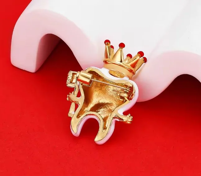 Crown & Teeth Shape Brooch