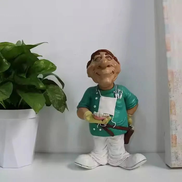 Funny Cartoon Dentist Figurine – Resin Decorative Showpiece