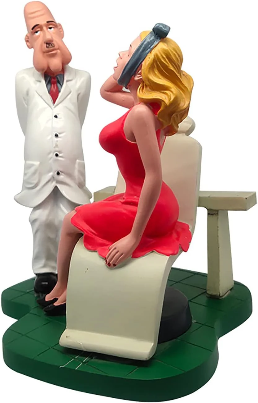Dentist Beauty Sculpture Model – Resin Table Ornament for Clinic Decoration & Gifts